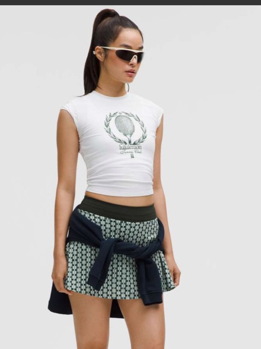 Lululemon sz 10 Lightweight high rise tennis skirt Gingham Stripe Rainforest